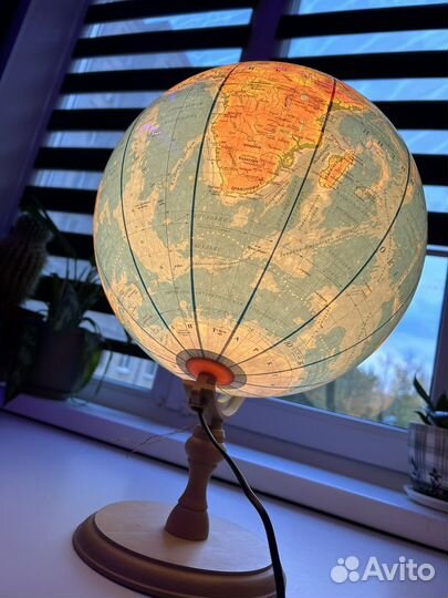 Глобус с подсветкой