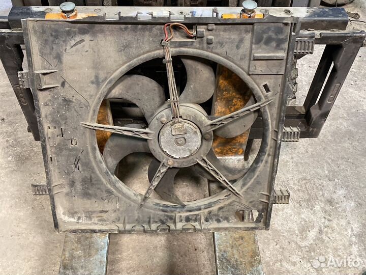 Вентилятор радиатора Mercedes