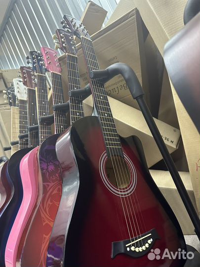 Акустическая гитара