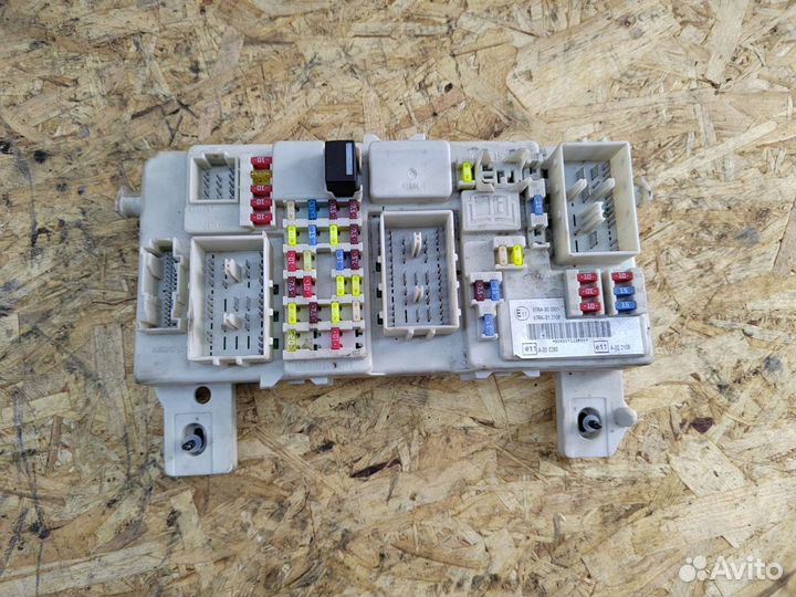 Салонный блок предохранителей Gem Ford focus 2