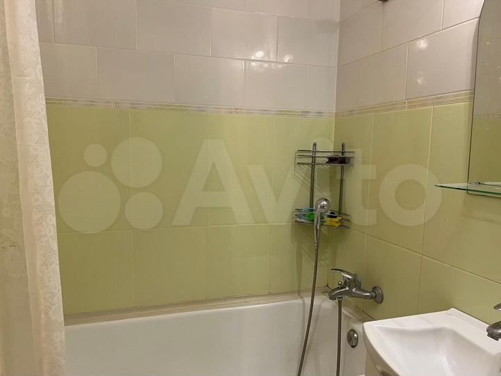 2-к. квартира, 42,4 м², 1/5 эт.