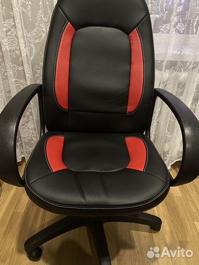 Компьютерное кресло