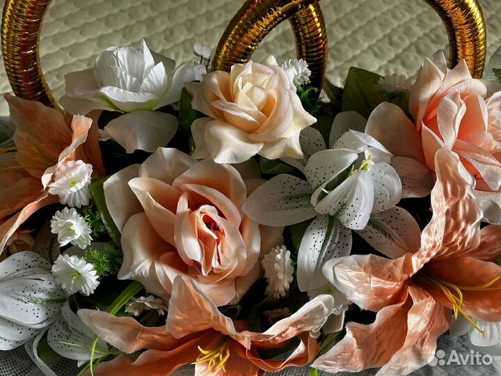 Свадебные украшения на машину