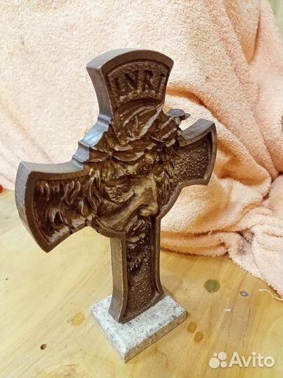 Крестики, иконы из дерева