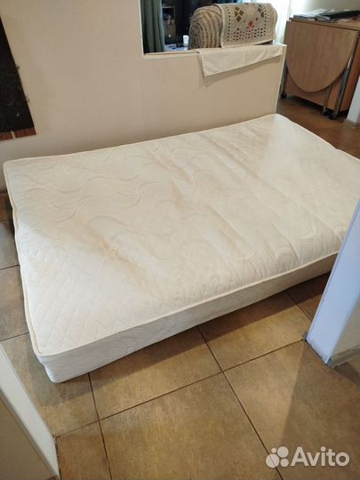 Матрас 140х200 бу