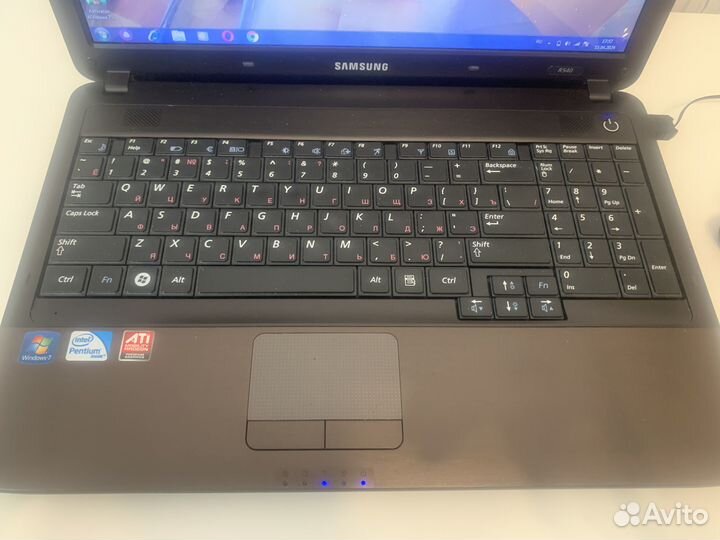 Ноутбук samsung r540