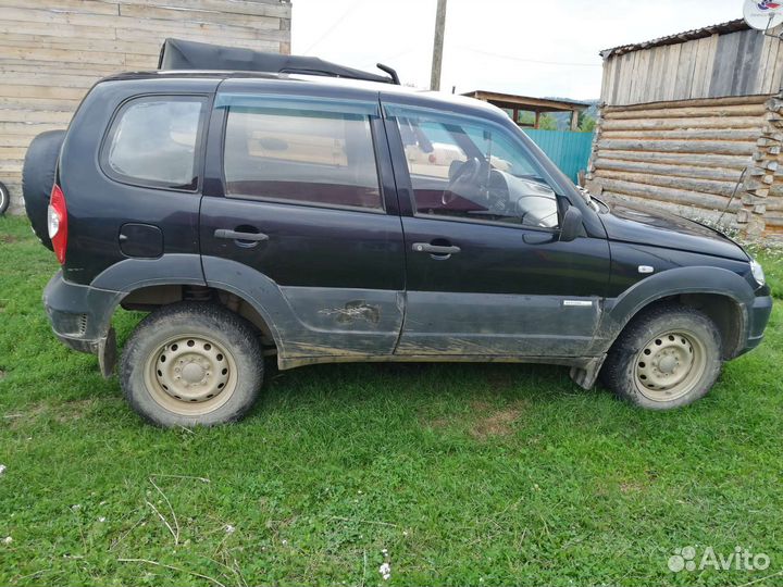 Chevrolet Niva 1.7 МТ, 2011, 92 000 км