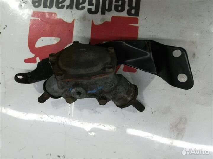 Редуктор рулевой Toyota Hiace KZH106W 1kzte 1996