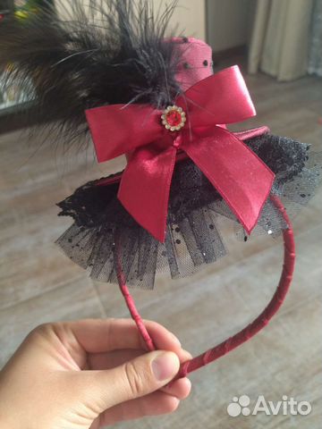 Ободок заколка шляпка