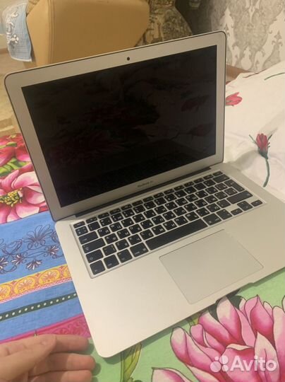 На запчасти apple macbook air 13 2014