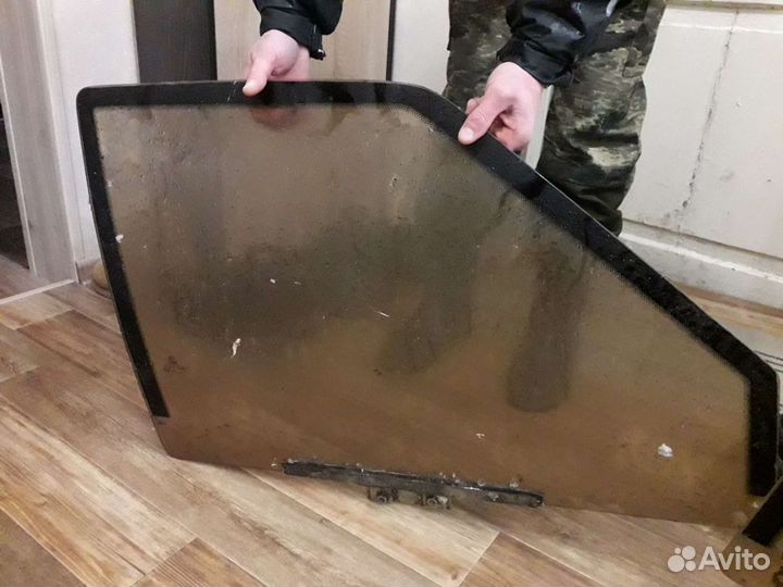 Стекло на ваз 2114