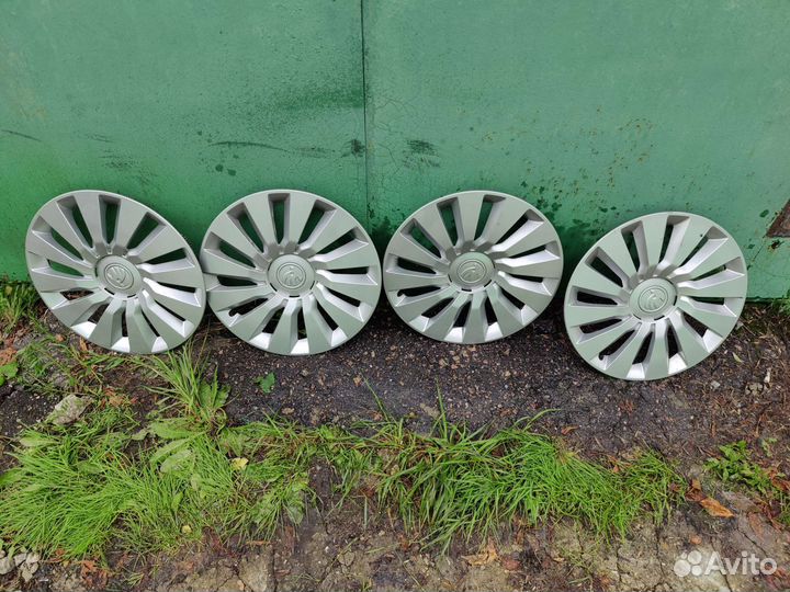 Колеса + колпаки. Michelin 205 55 r16