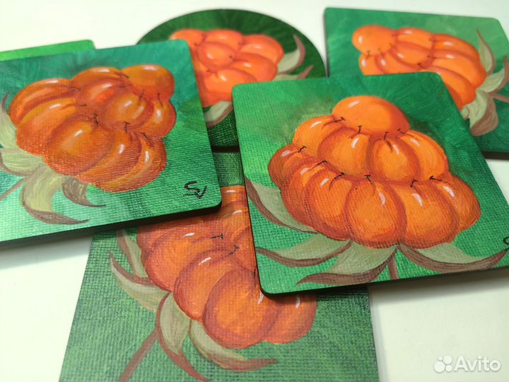 Магнит морошка