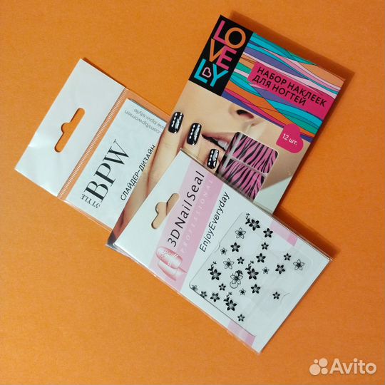 Наклейки и слайдеры для ногтей остатки