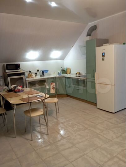 3-к. квартира, 90 м², 4/4 эт.