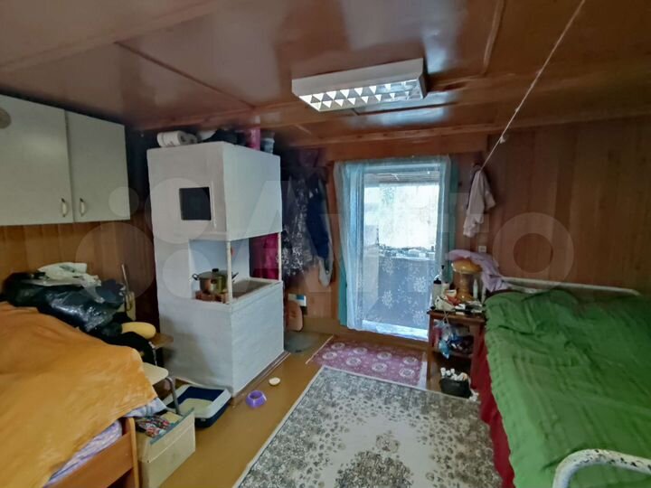 Дача 33,3 м² на участке 10 сот.