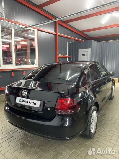 Volkswagen Polo 1.6 AT, 2011, 207 000 км