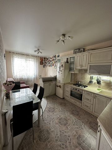 3-к. квартира, 78 м², 3/3 эт.