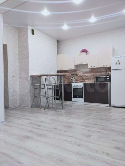 2-к. квартира, 74 м², 4/16 эт.