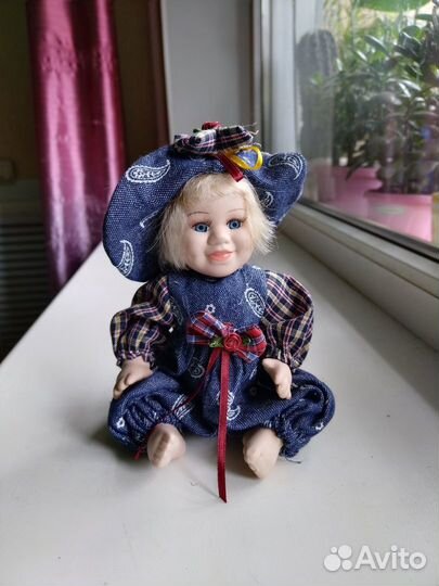Кукла керамическая