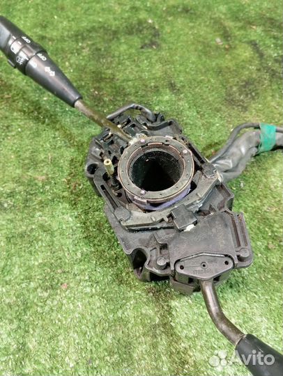 Переключатель подрулевой Toyota Carina