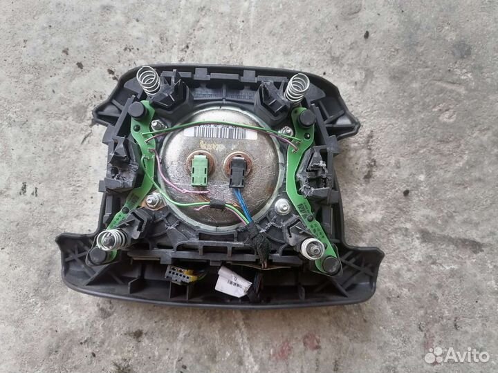 Подушка безопасности бмв 7