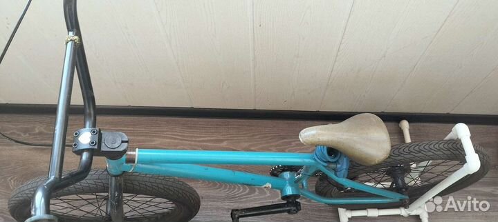 BMX Outleap revolt