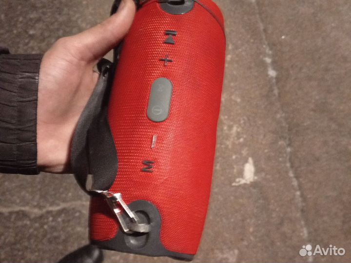 Блютуз колонка jbl