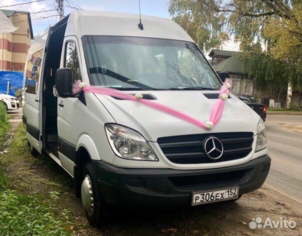 Украшение машины на свадьбу