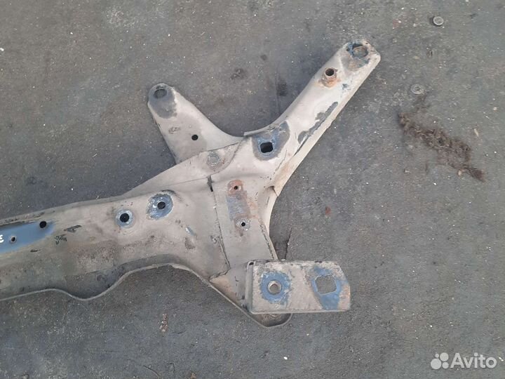 Подрамник ford escort