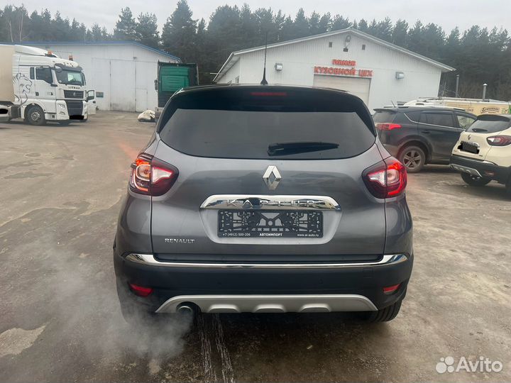 Renault Kaptur 1.6 CVT, 2017, битый, 135 000 км