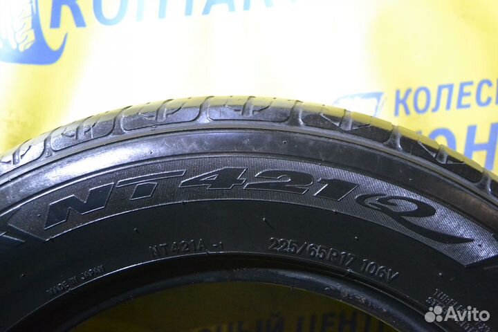Nitto NT421Q 225/65 R17