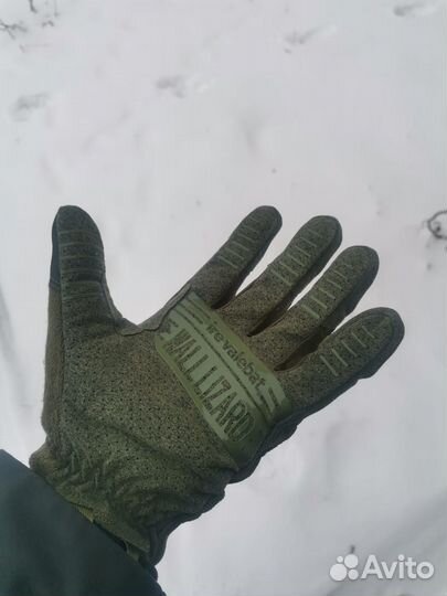 Перчатки тактические