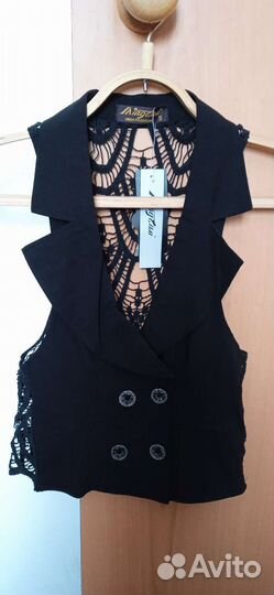 Жилетка для девочки новая 42 размер