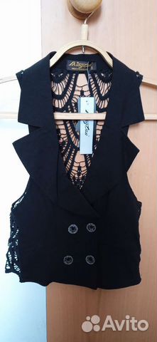 Жилетка для девочки новая 42 размер