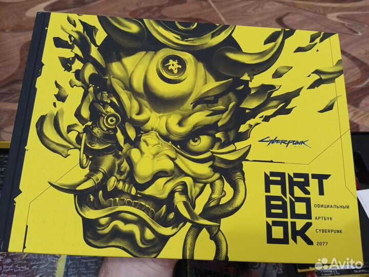 Коллекционный артбук Cyberpunk 2077