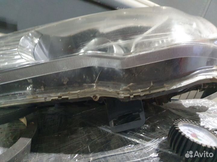 Фара передняя левая mitsubishi lancer 10