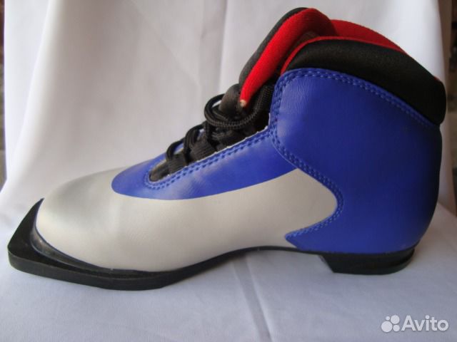 Ботинки лыжные новые fischer