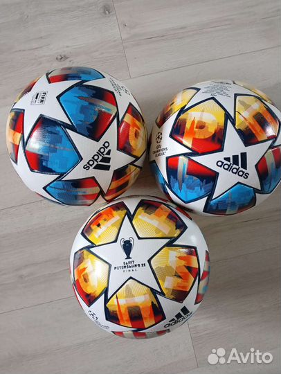 Футбольный мяч