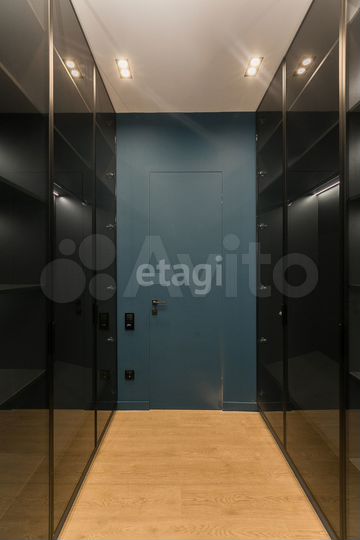 3-к. квартира, 143 м², 4/7 эт.