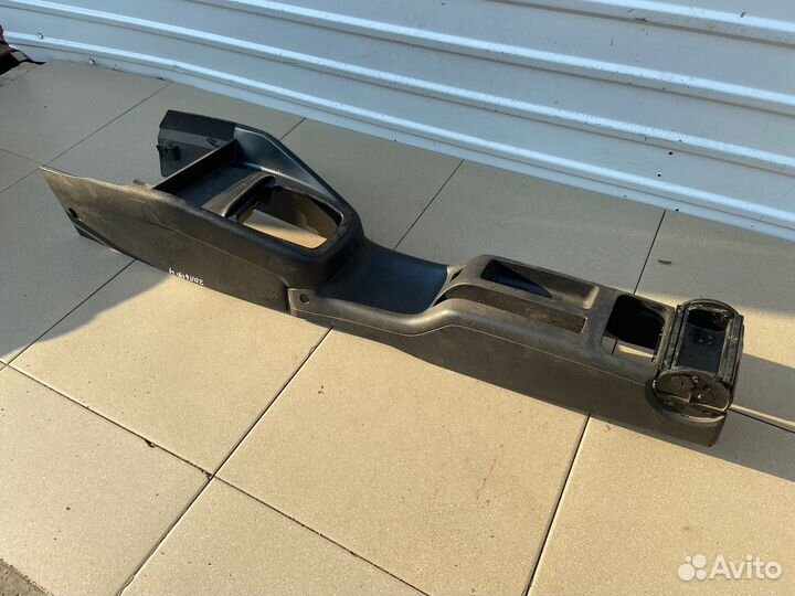 Тоннель пола Volkswagen Golf 4