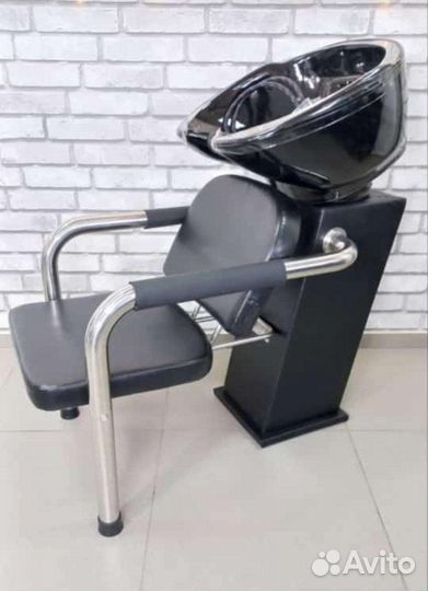 Парикмахерское кресло