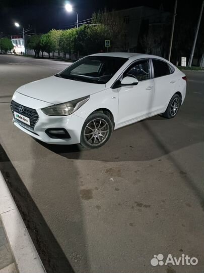 Hyundai Solaris 1.4 AT, 2018, 330 000 км