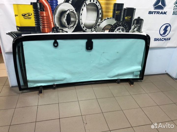 Стекло лобовое Sitrak C7H Max