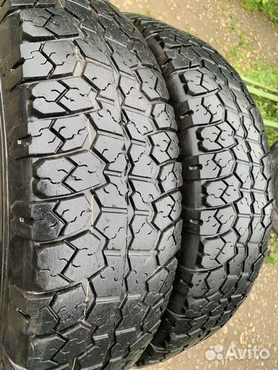 IndoRadial 6688 225/75 R16
