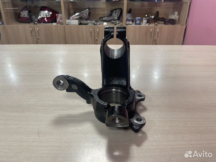 Поворотный кулак правый Polo Rapid Рапид 2010-2020