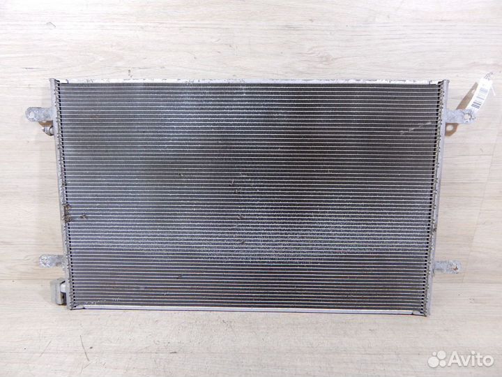 Радиатор кондиционера Audi A6 C6