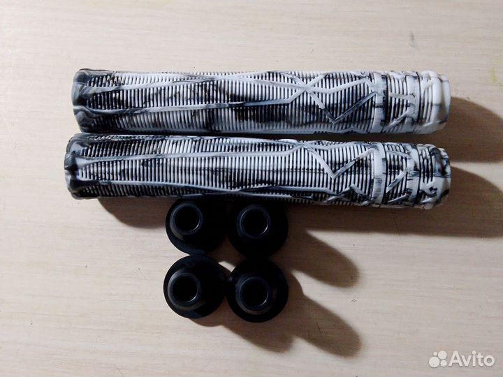 Грипсы для трюкового самоката 90см