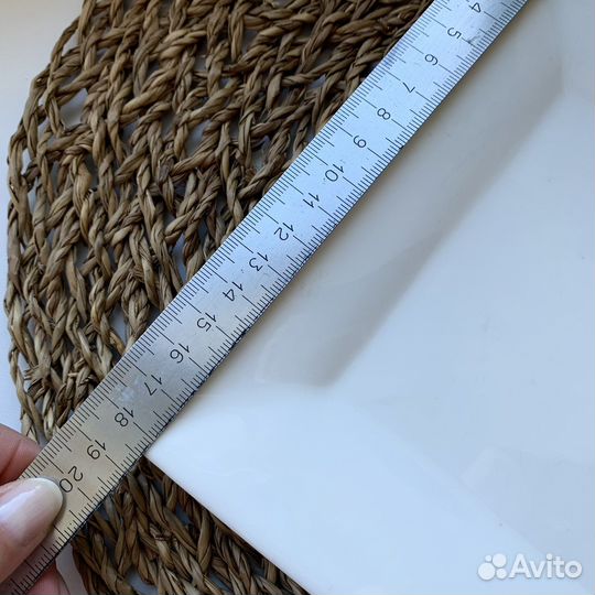 Квадратные тарелки посуда