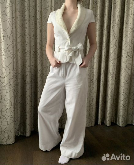 Жилет белый